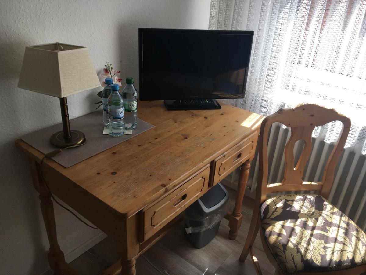 Hotel Und Restaurant -Gasthaus Zur Pfalz Hockenheim Zewnętrze zdjęcie